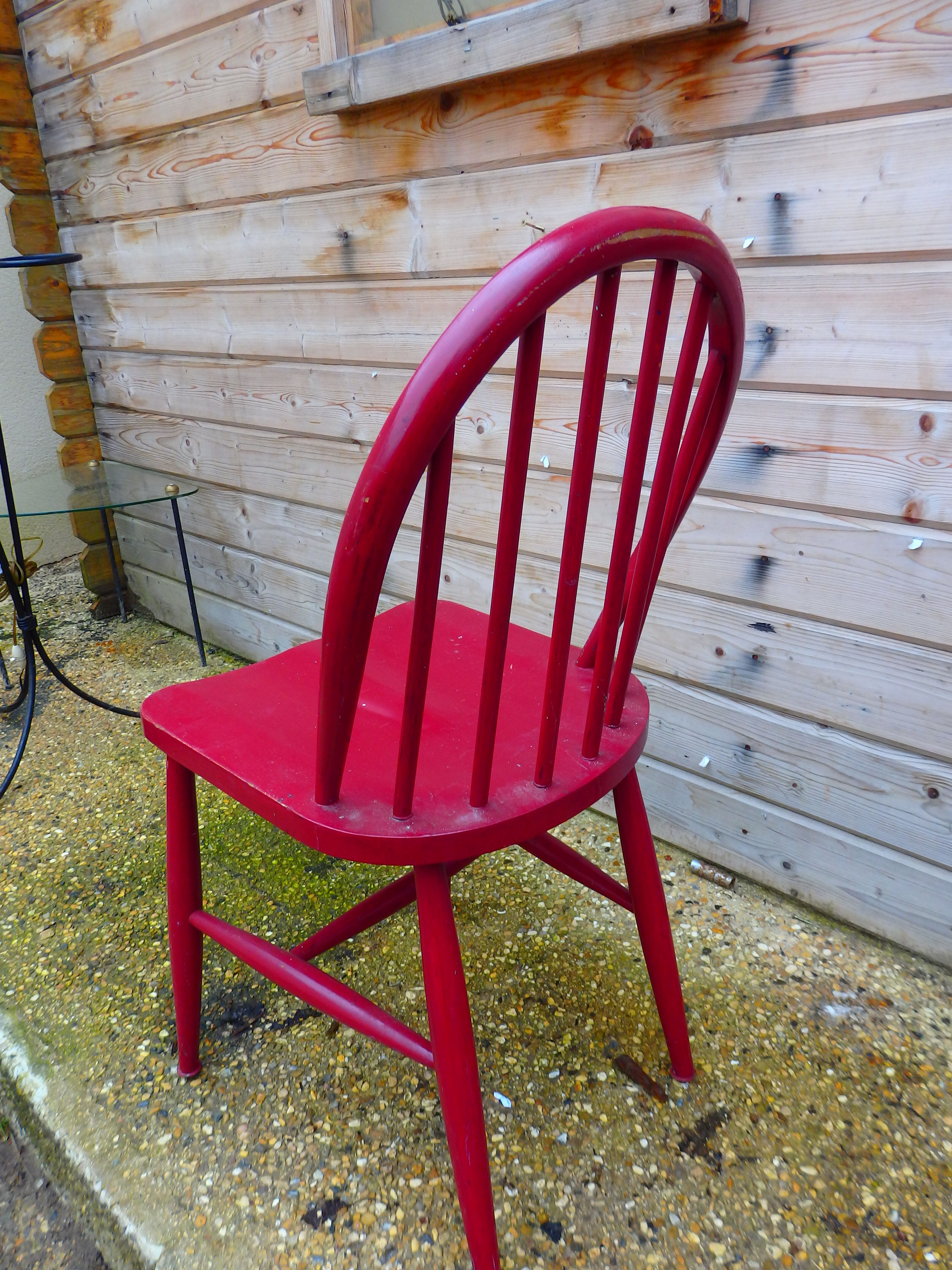 Scandinavian red chair