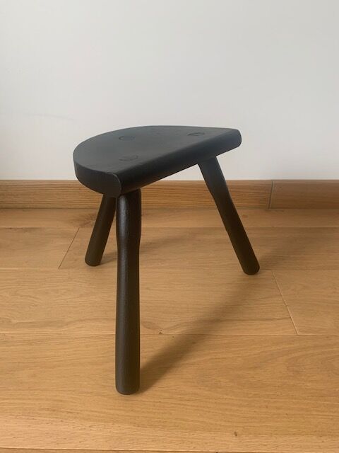 Tripod stool