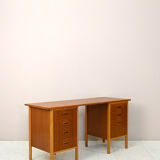 Scandinavian 1960s desk with drawers