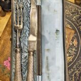 Exceptional cutting set with silver stag.