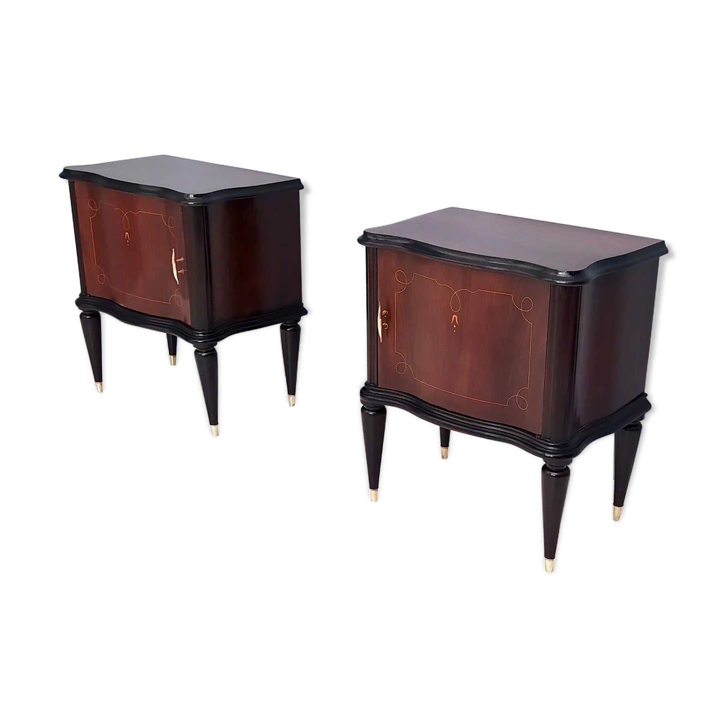 Pair of Mahogany Nightstands with in the Style of Tomaso Buzzi, Italy, 1950s
