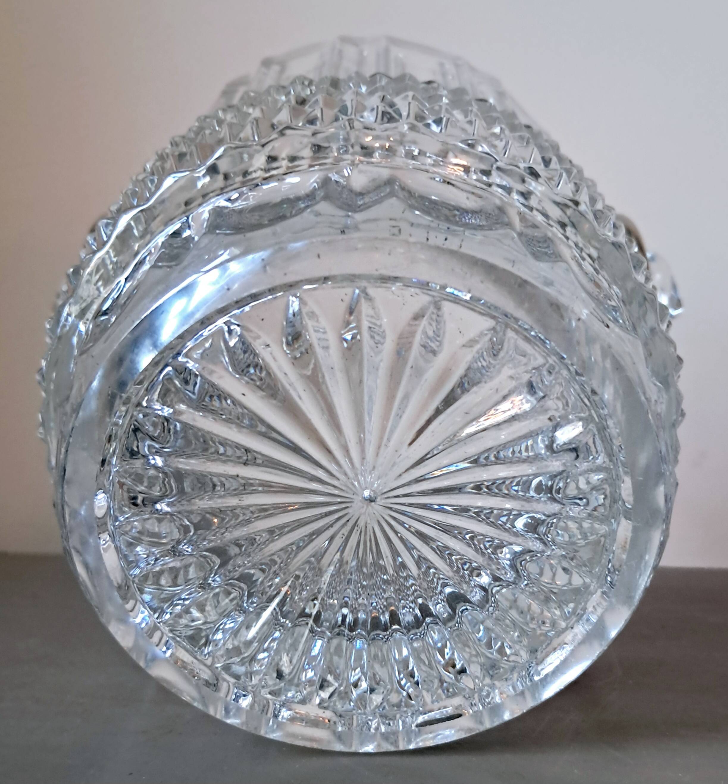 Ice bucket. Glass. 1970