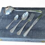Ercuis 49-piece silver-plated cutlery set with Victoria knives