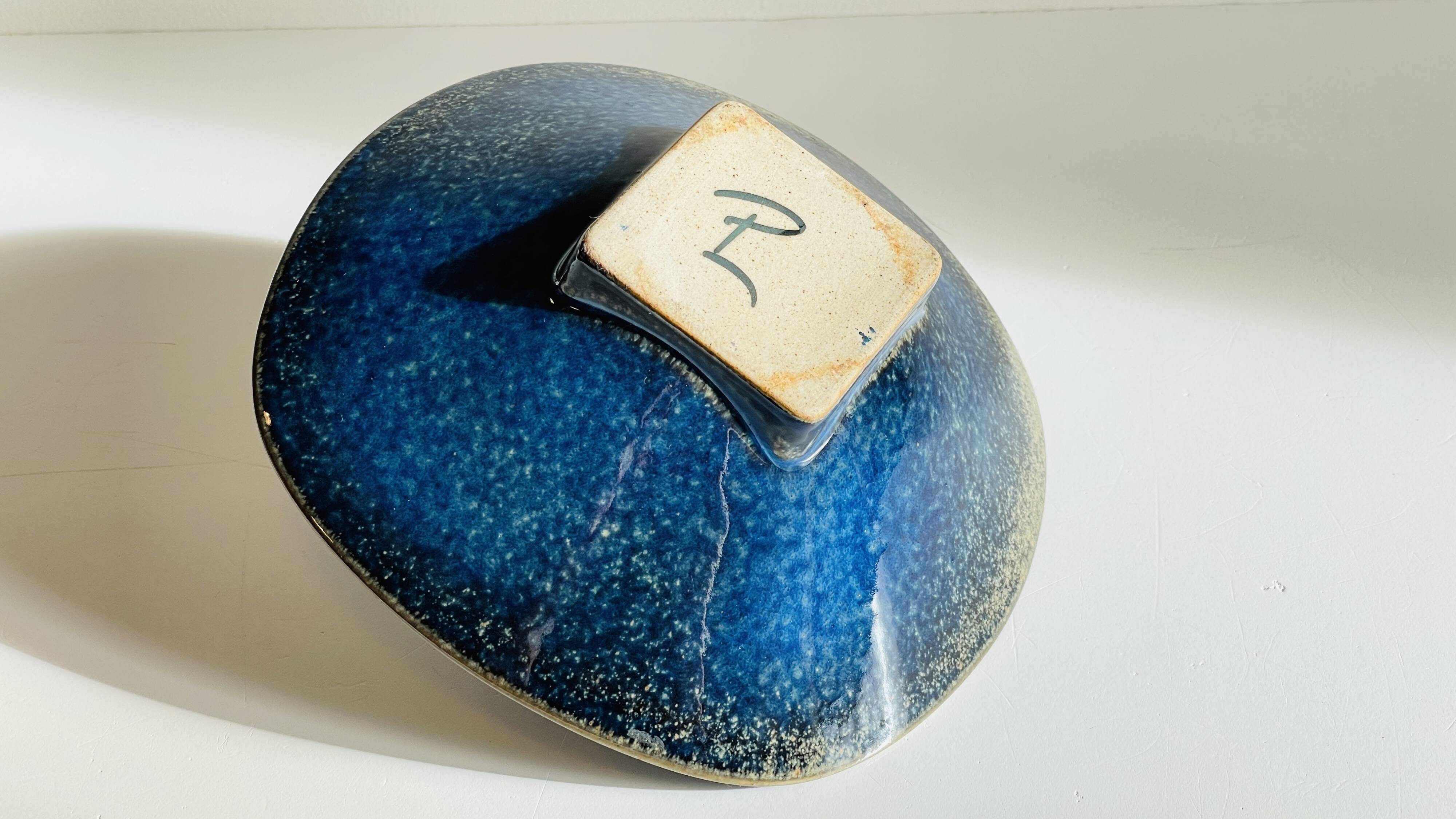 Vase céramique bleue vintage