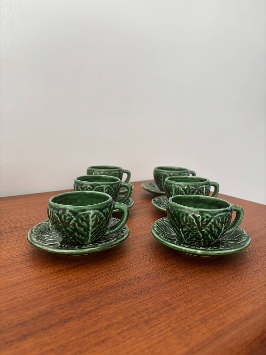 Lot de 6 tasses à café vintage en barbotine chou vert – faïence vintag