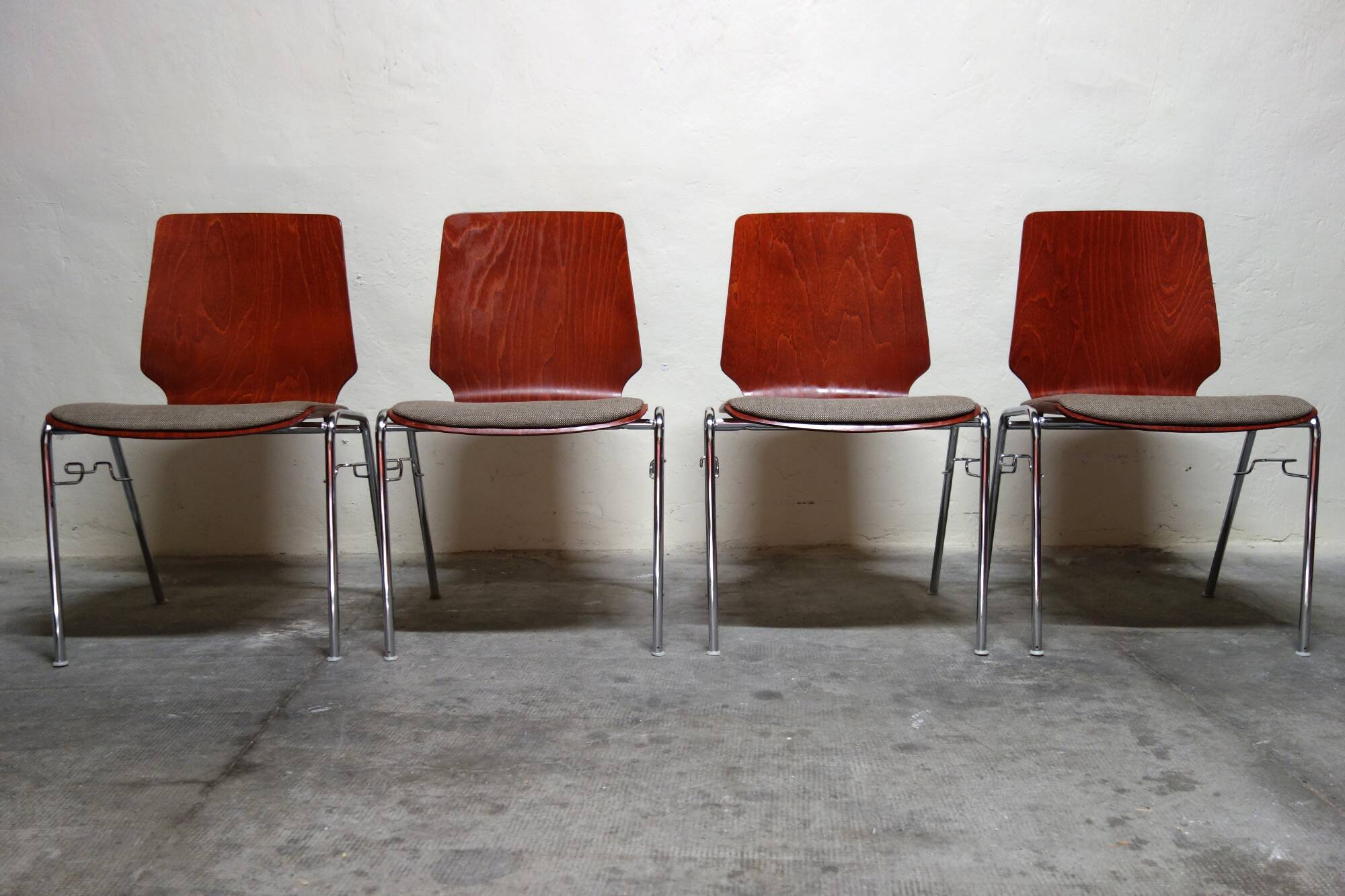 Set of 4 Hiller chairs, Germany, 1970s