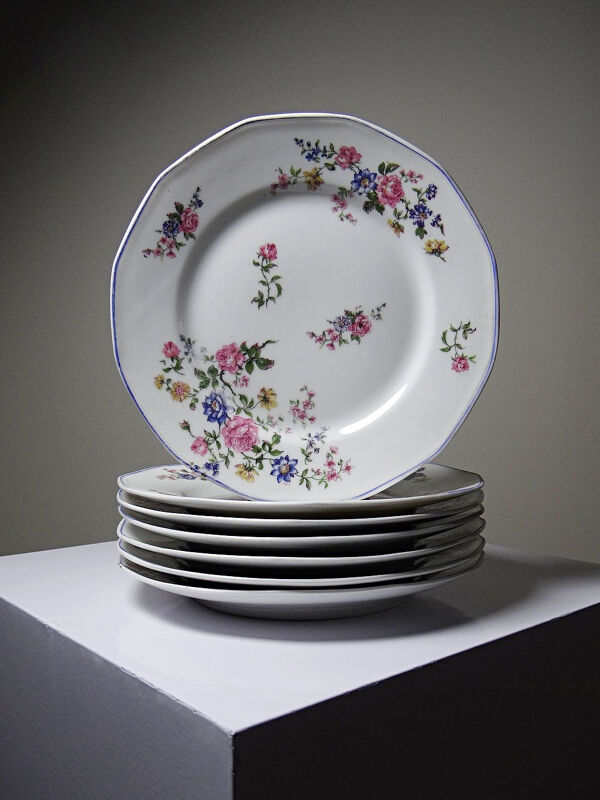 7 assiettes à dessert Bernardaud porcelaine de Limoges décor floral années 20-50