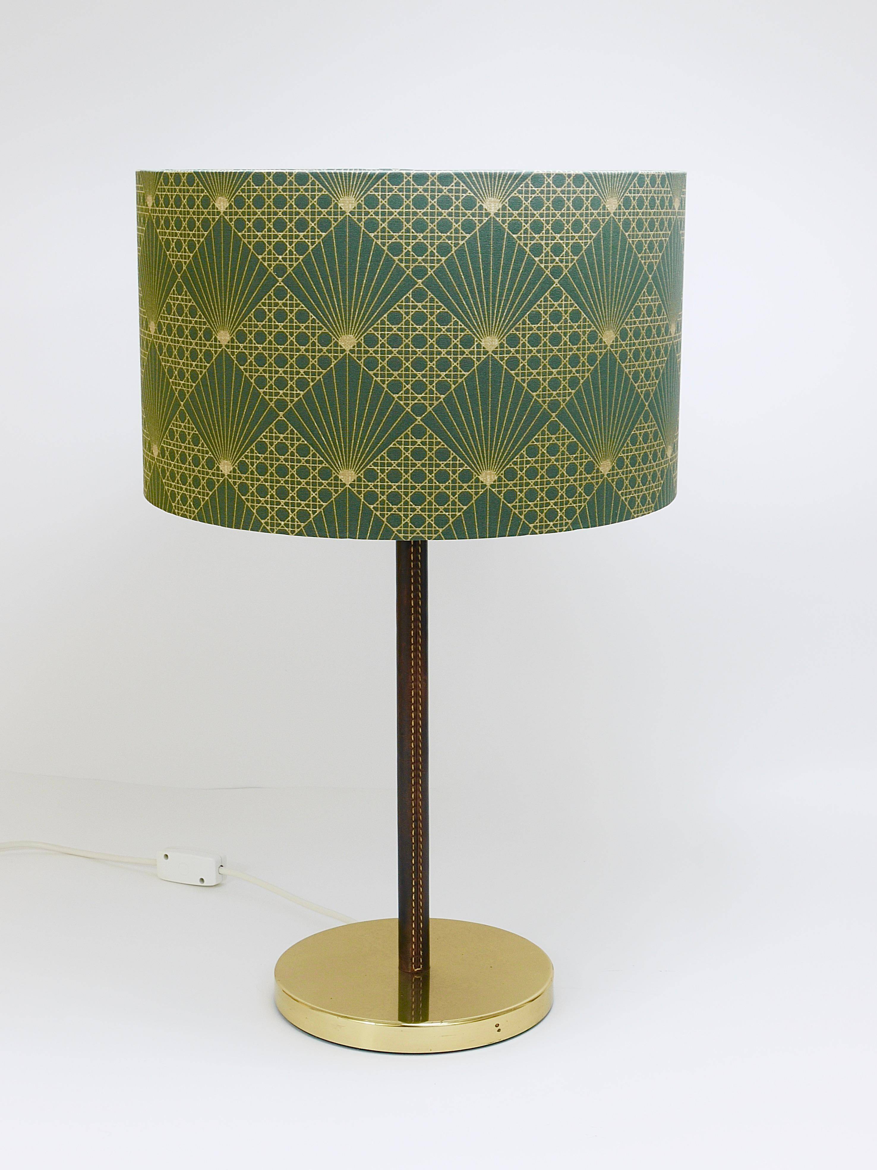 Pair of table lamps or accent lamps in brass and leather by J.T. Kalmar, Mid-Century, Austria, 1960s.