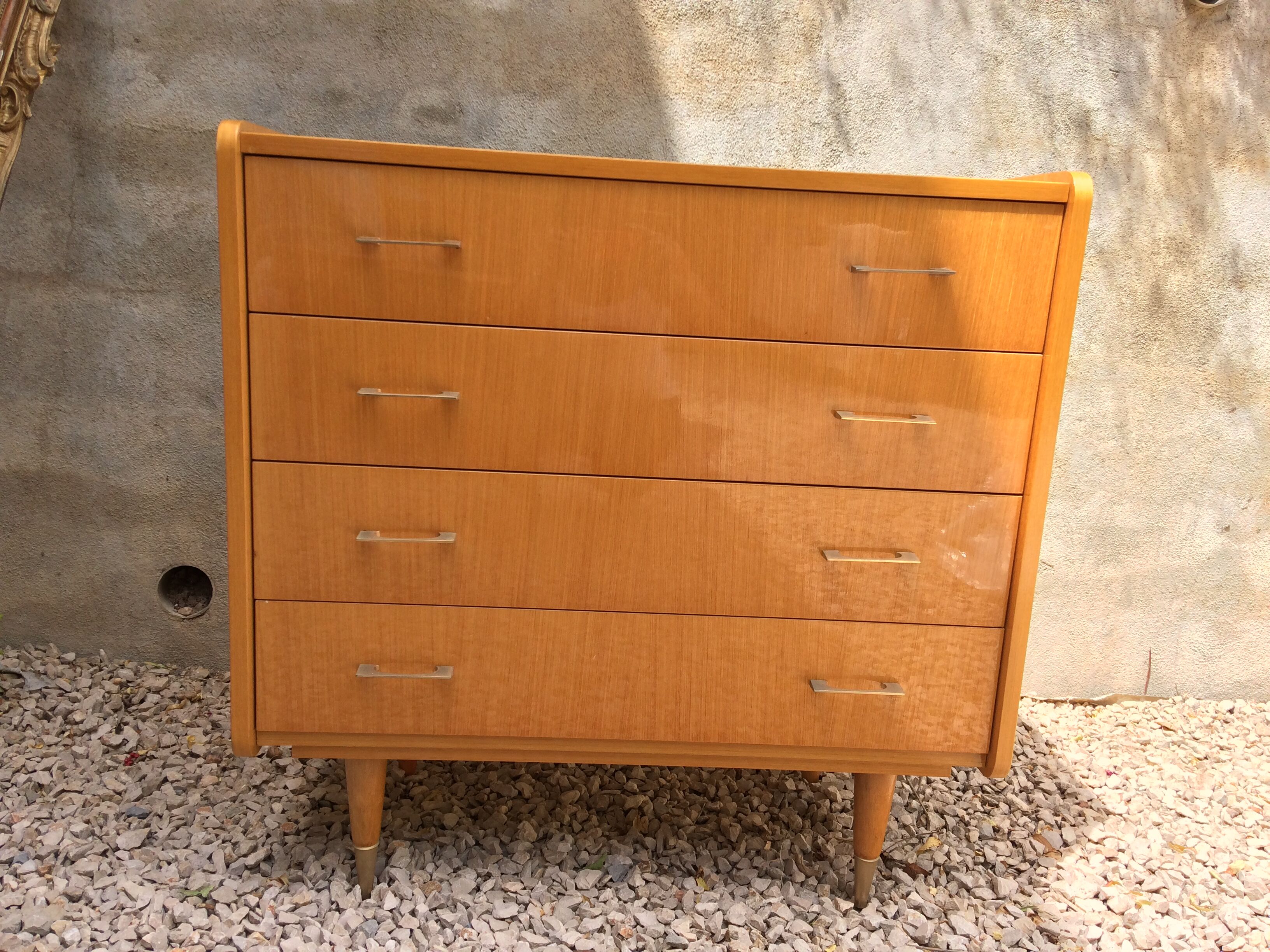 Commode vintage