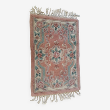 Tapis fait main petites dimensions. En.laine