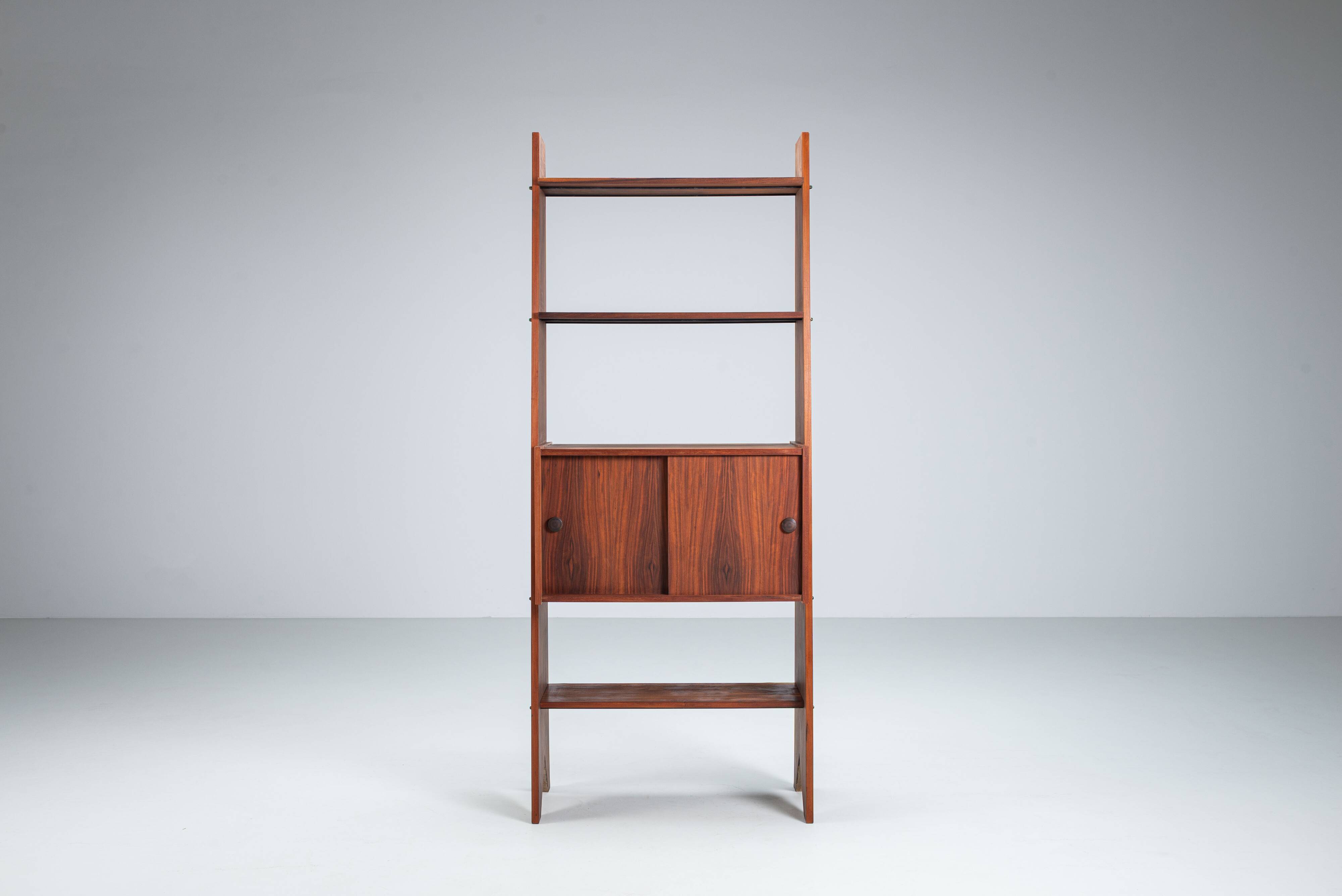 Italian bookcase with three shelves and storage