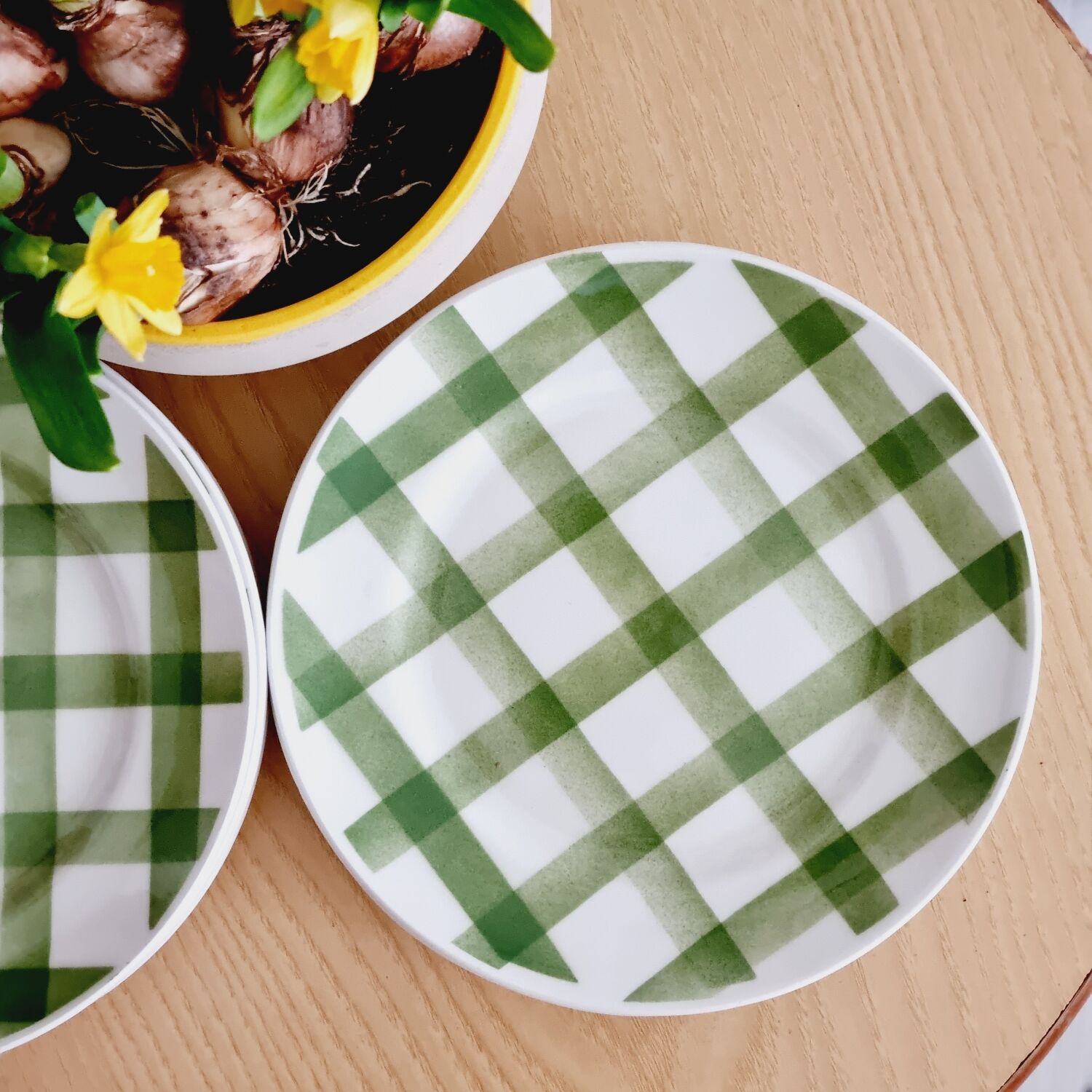 Set of 11 dessert plates and 1 Moulin des Loups dish