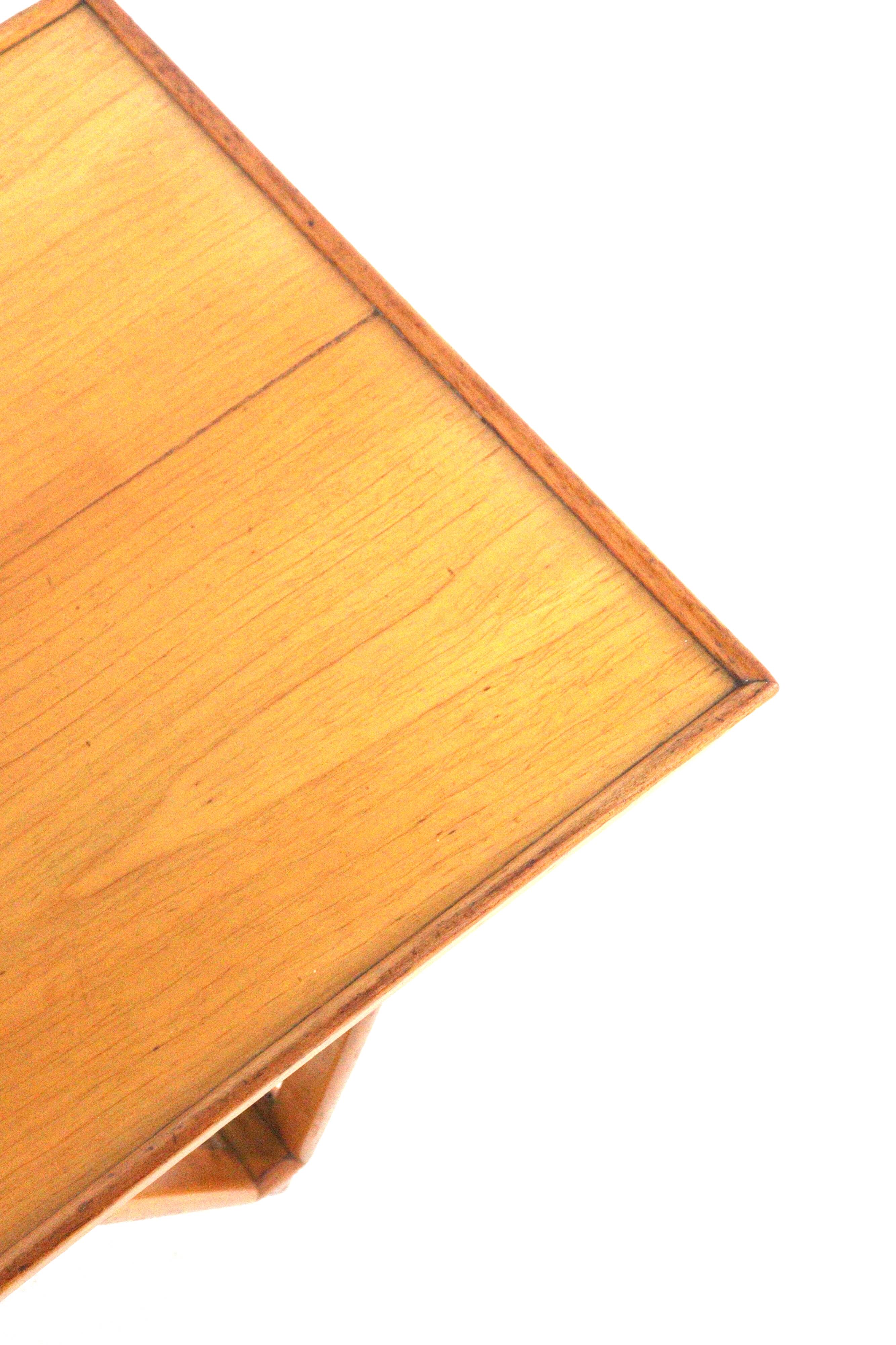 mid century modern Coffee table 'Deinum'  vintage design with magazine rack