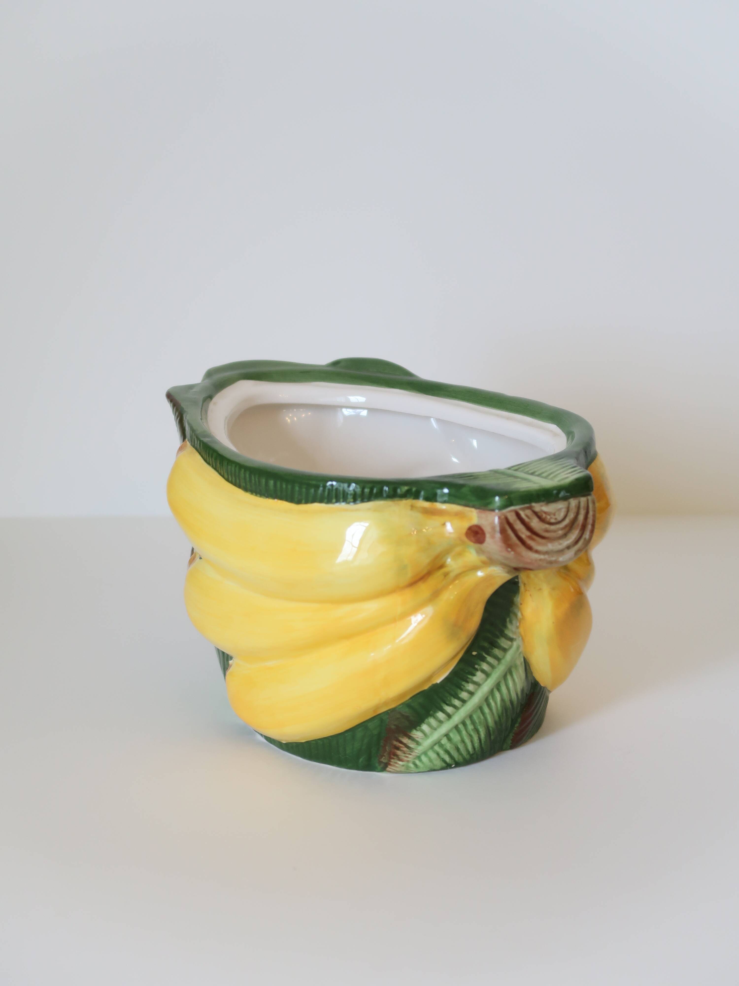 Vintage banana pitcher flat service