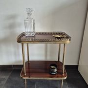 Desserte / Petite table d'appoint plaquage acajou et laiton mid century