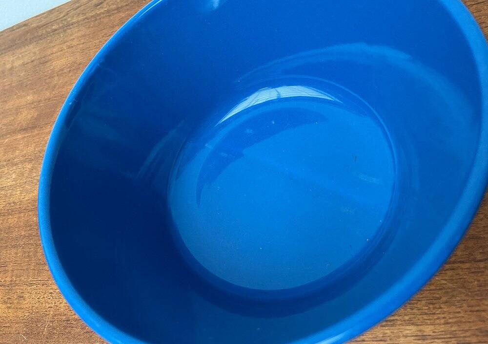 German ceramic bowl from the mid-century by Wächtersbach, 1960s.