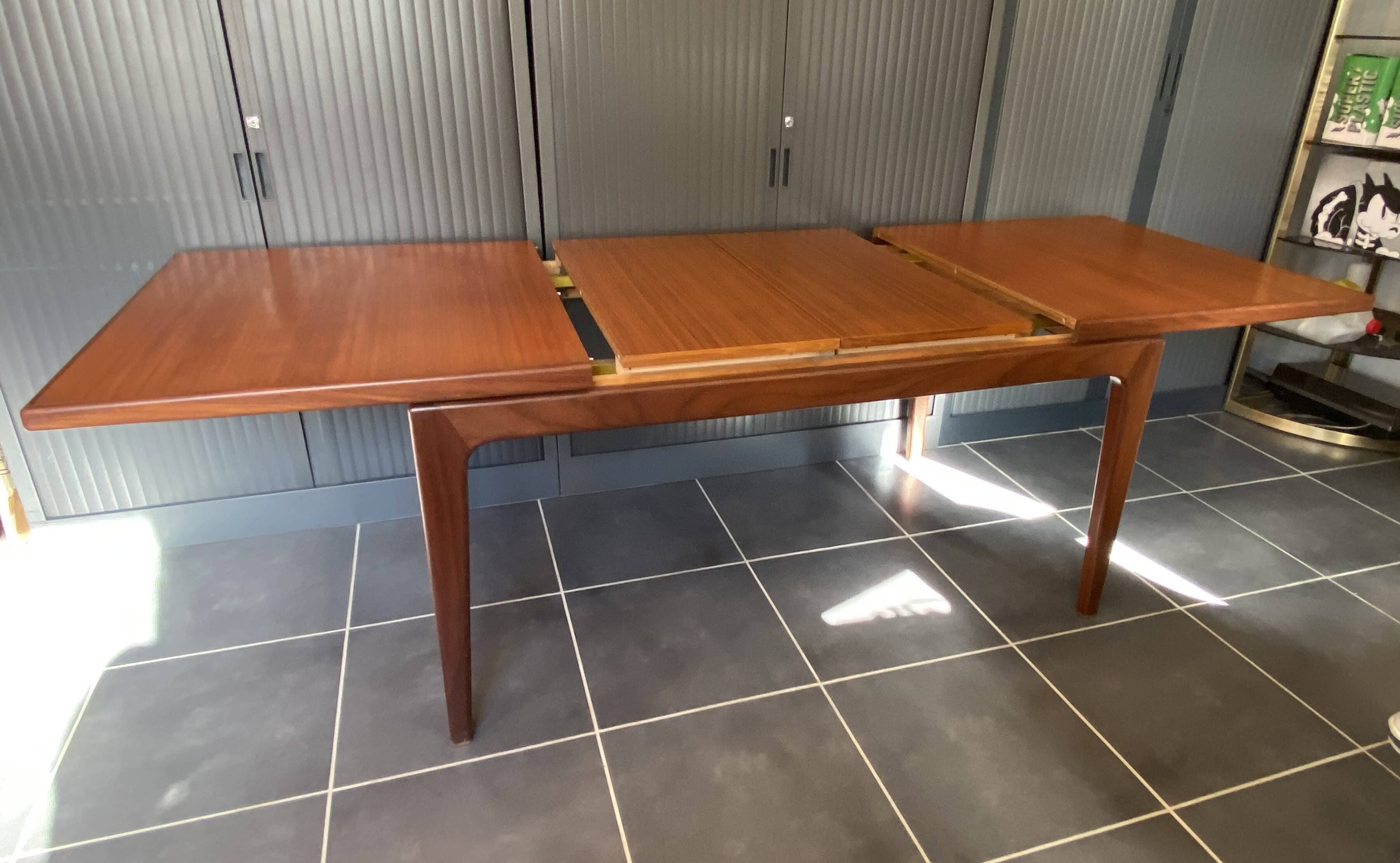 Table extensible scandinave en teck 150/225x86cm vintage an60