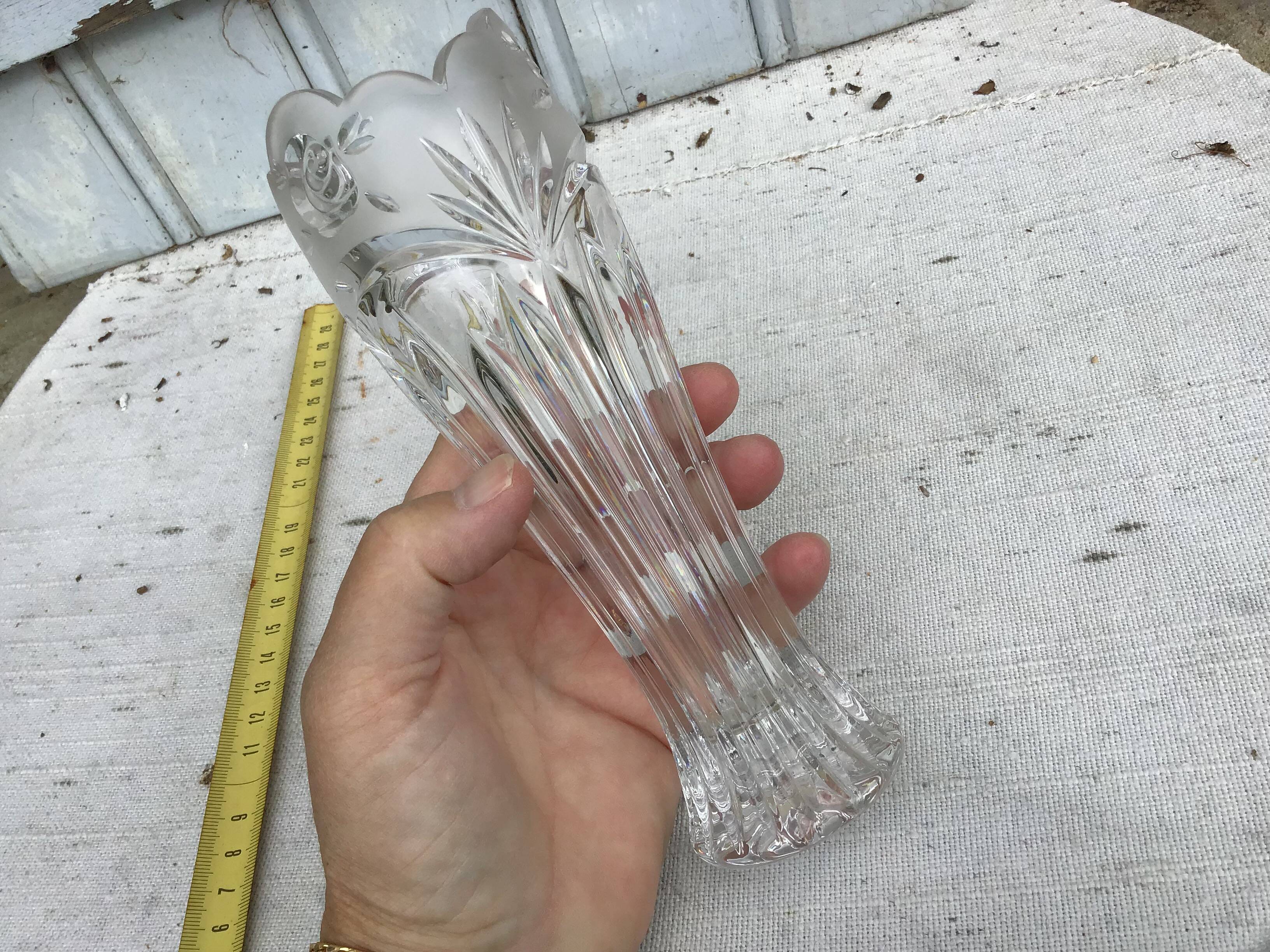 Pretty CRYSTAL floral vase from veissiere in BACCARAT