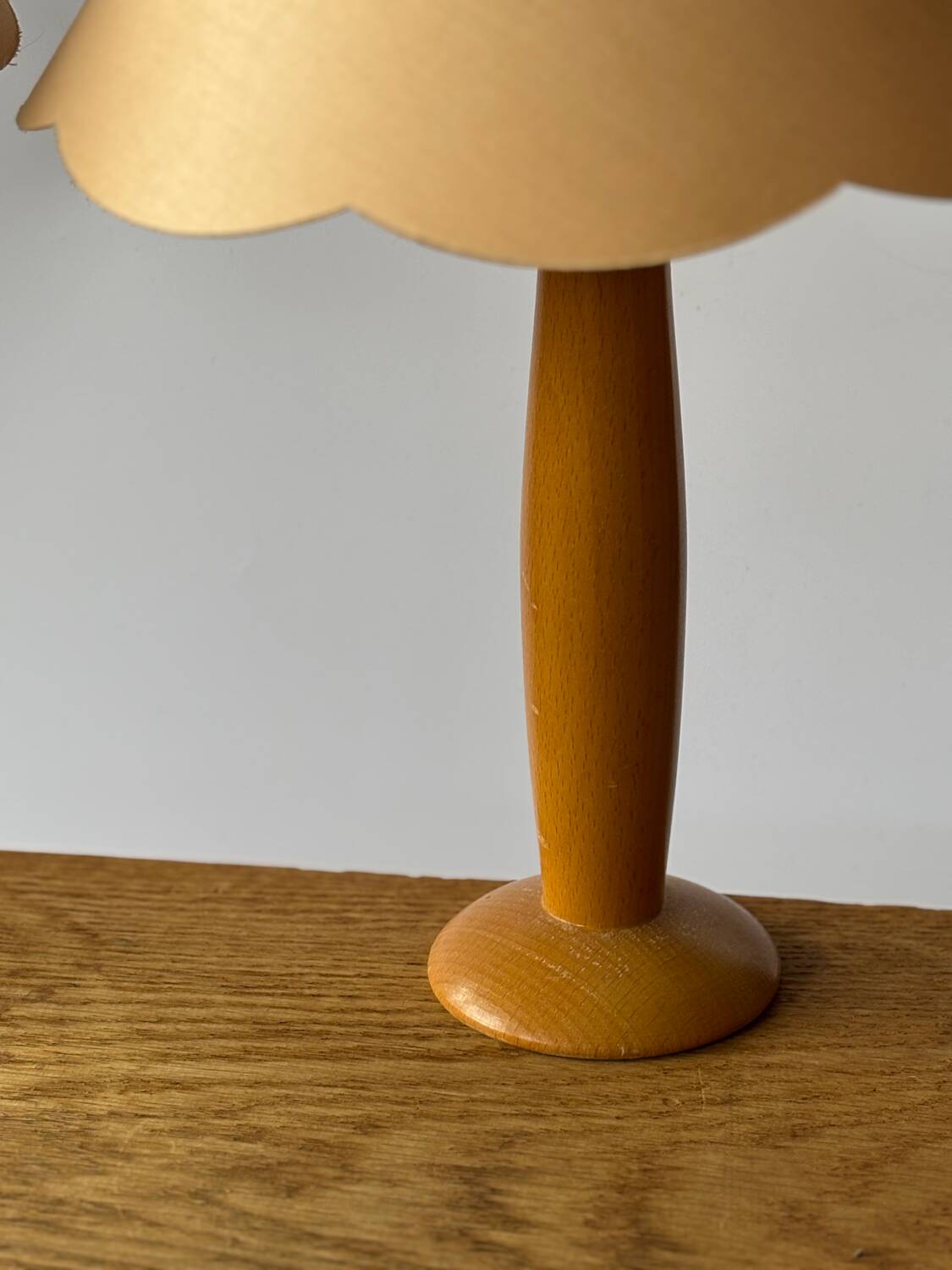 2 vintage wooden and fabric bedside lamps
