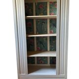 Storage cabinet
