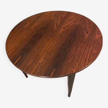 Scandinavian rosewood table from Rio 60s