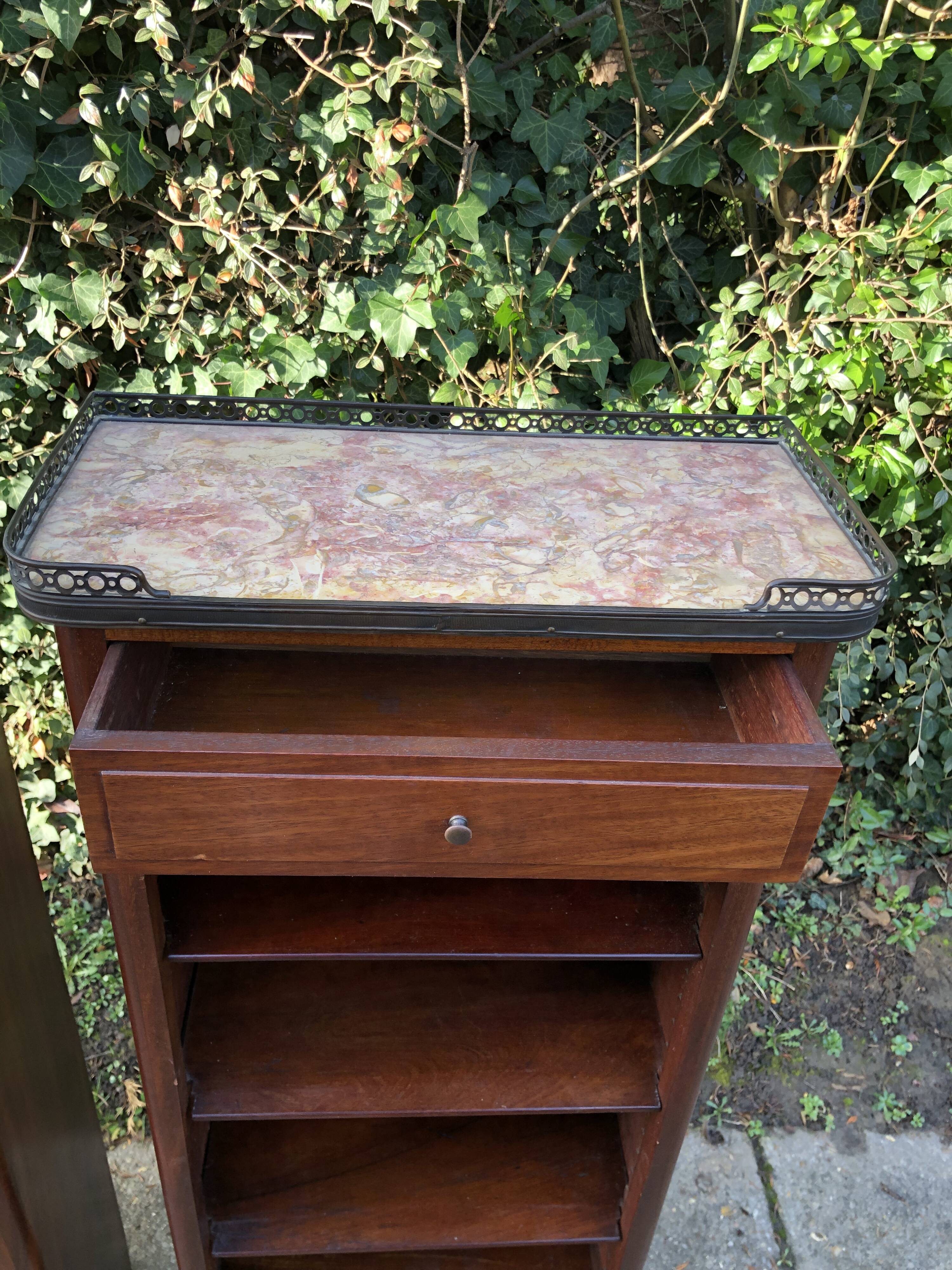 Pair of bibus libraries