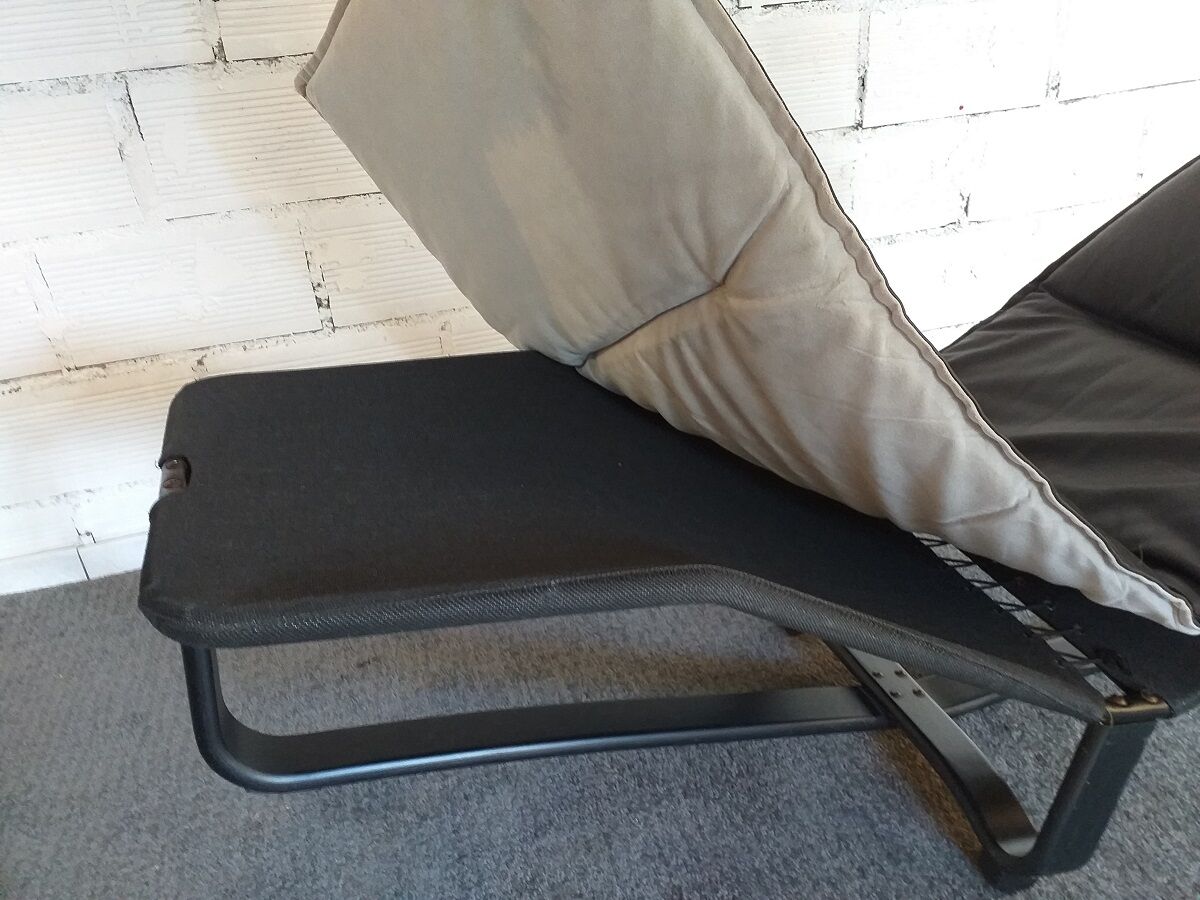Scandinavian long chair design Ingmar und Knut Relling black leather 70s