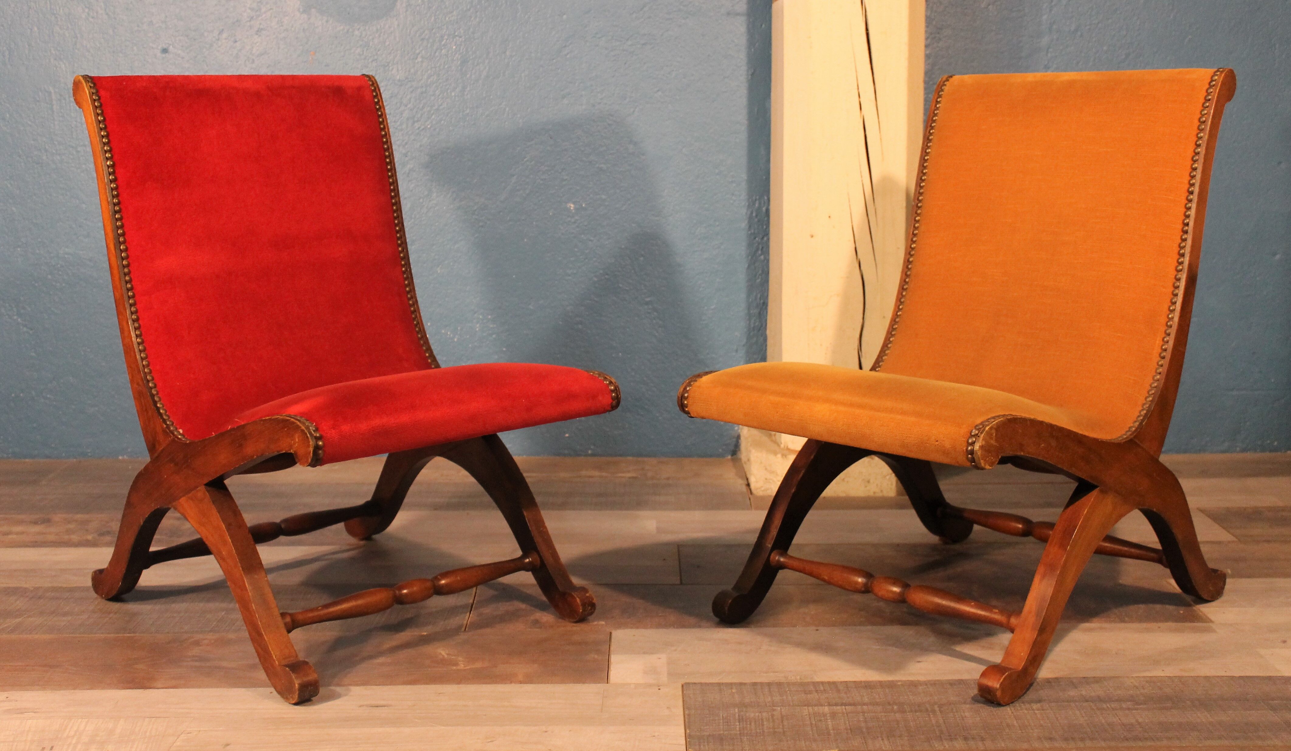 Paire de fauteuils chauffeuses vintage