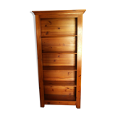 Library/shelves in Larch