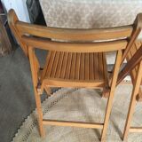Lot of 2 folding chairs