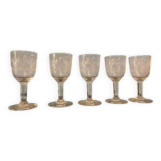 Set of 5 manganese liqueur glasses