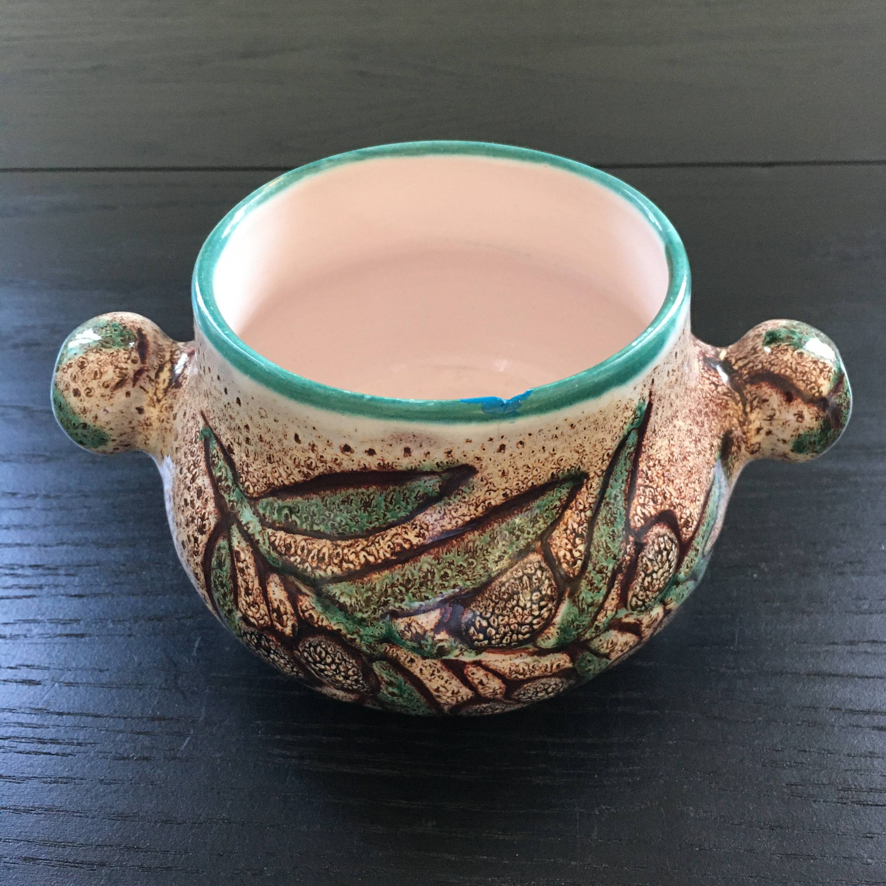 Pot signed Vallauris olive decor