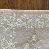 Ensemble de 8serviettes anciennes brodees