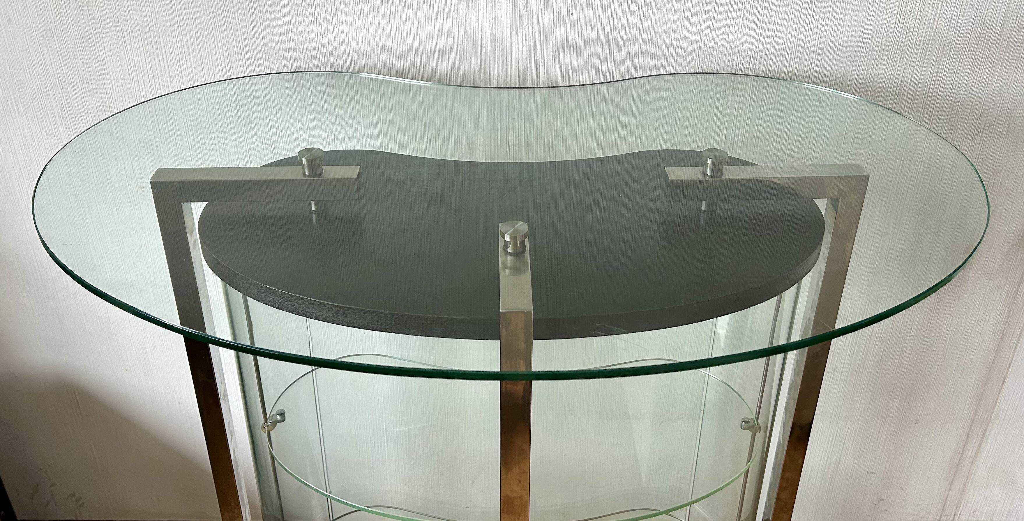 Rounded bar in tempered glass 1980