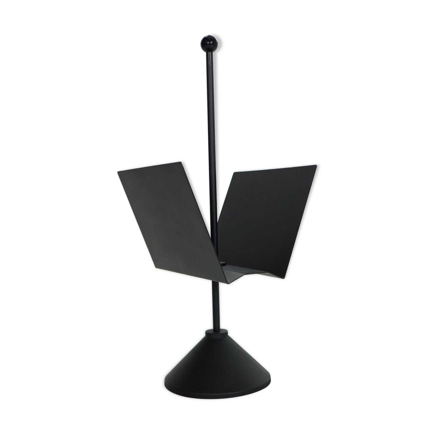 Porada Arredi Black Metal Minimalistic Magazinine Rack, 1980's, Italy