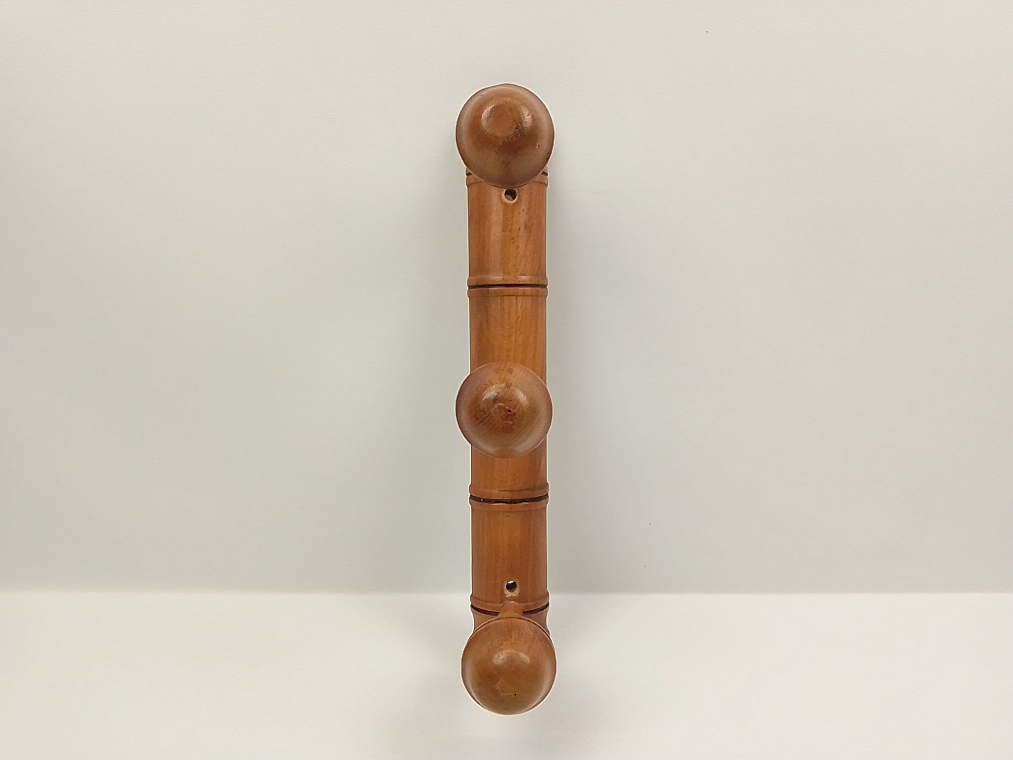 Hook 3 wooden hooks 35 cm