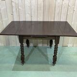 English oak table from the 1930s with 2 extensions