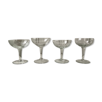 Set of 4 glasses of crystalline champagne mismatched 50s