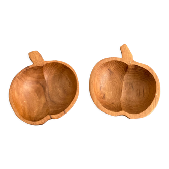 Pair of cups teak apples