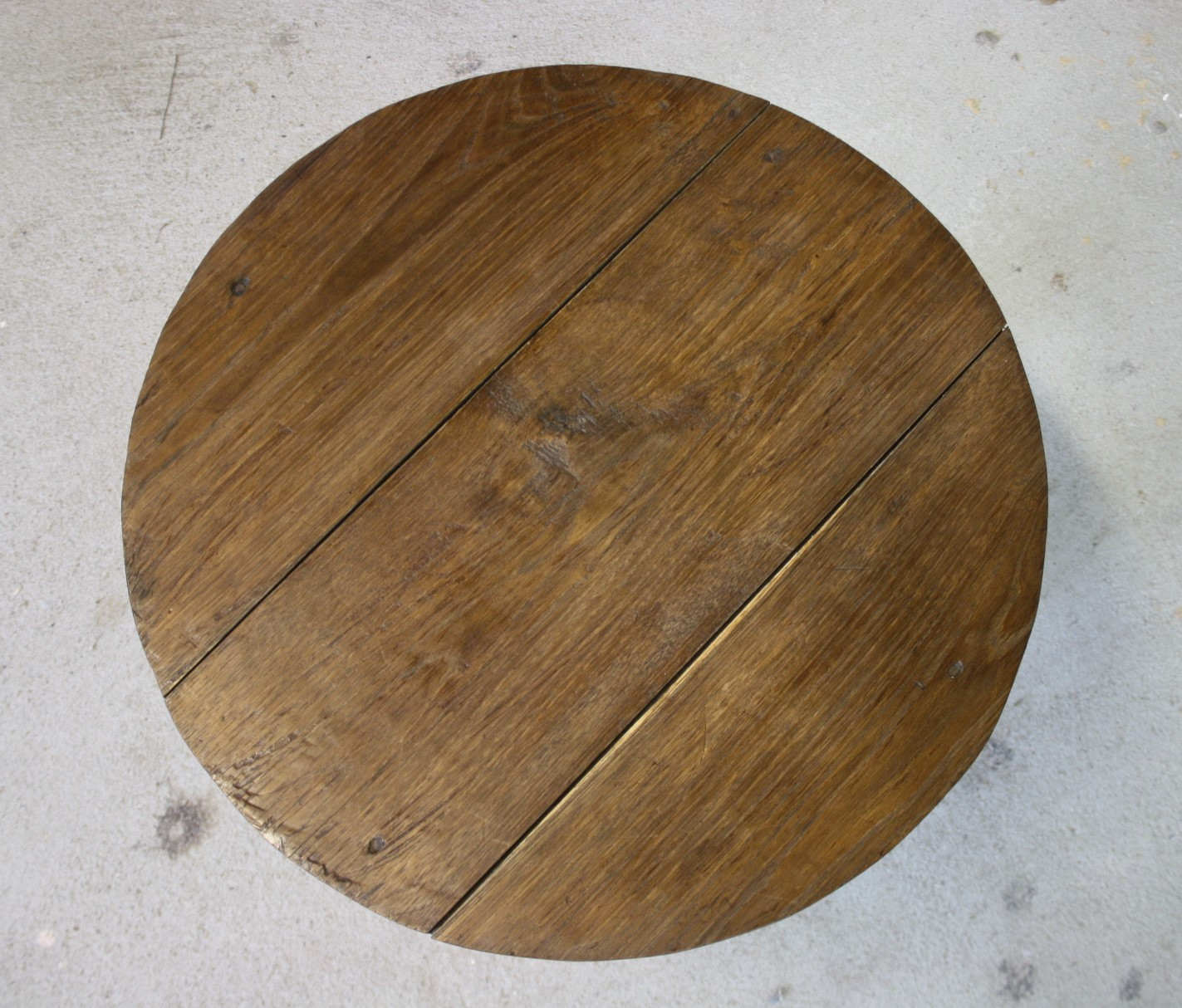 Solid wood pedestal table 30/40s