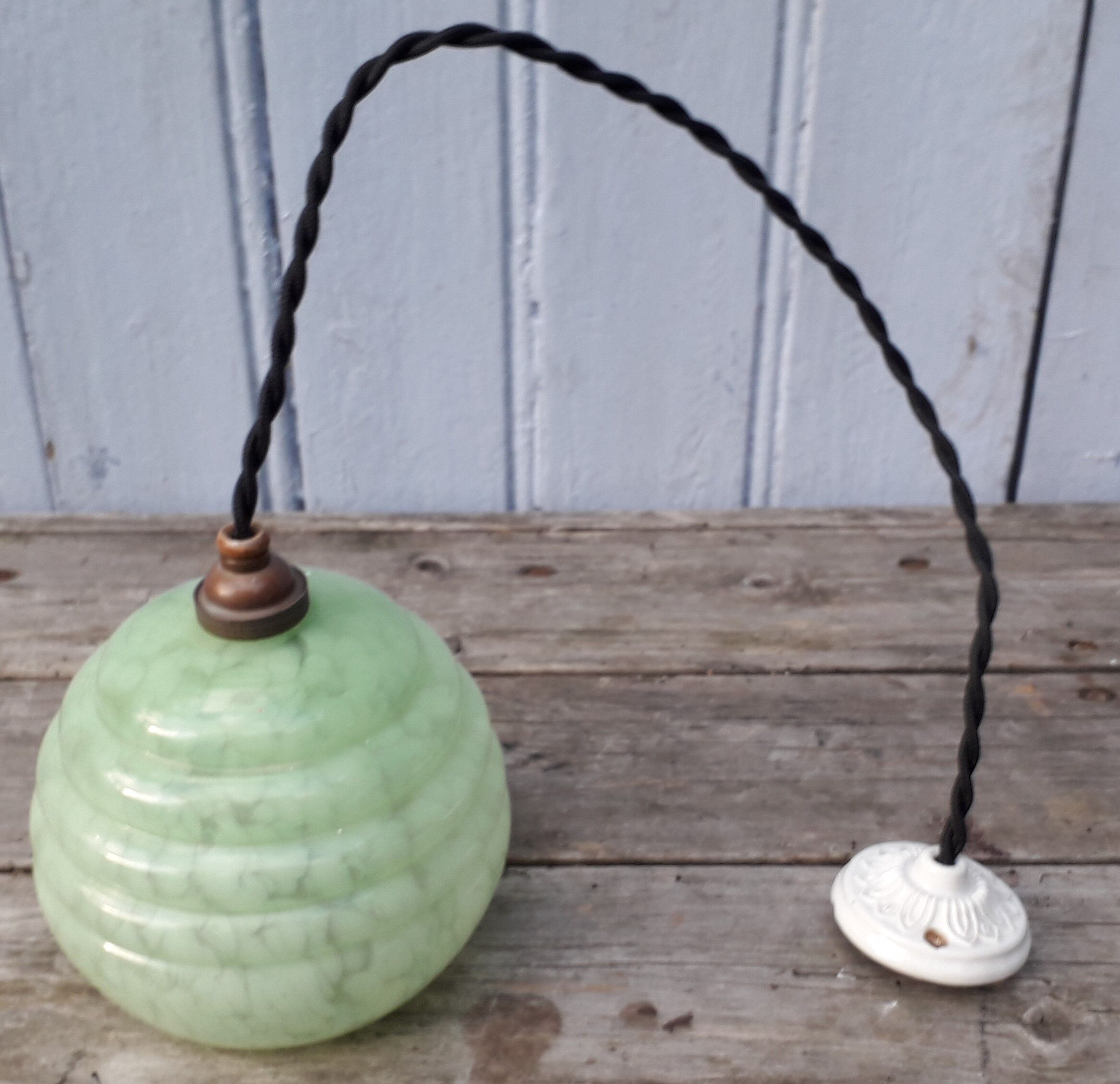 Glass suspension Clichy Green Art Deco