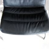 Vintage armchairs | jorgen kastholm | series 8000 | design