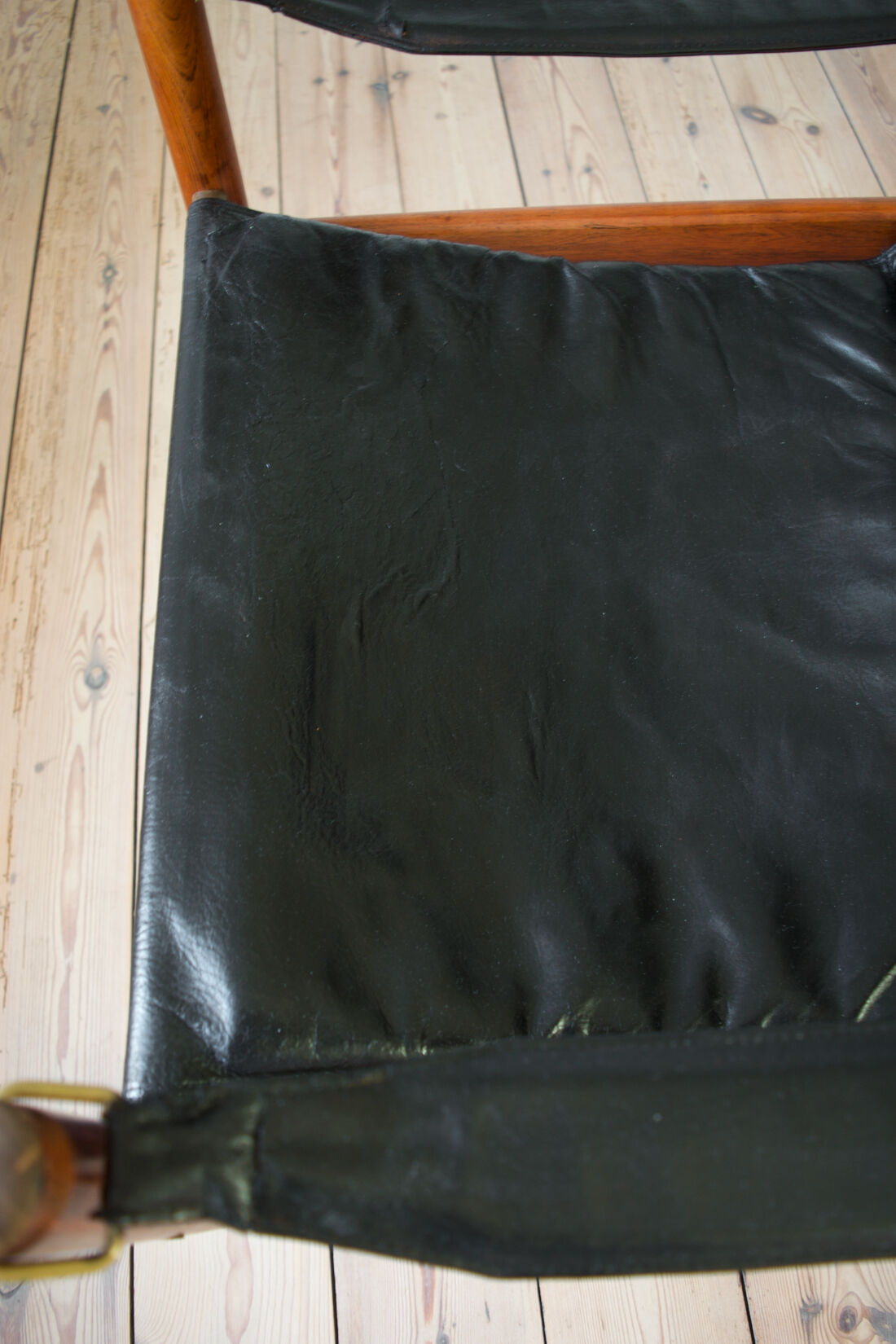 Safari armchair in Rosewood by Erik Wortz for Niels Eilersen.