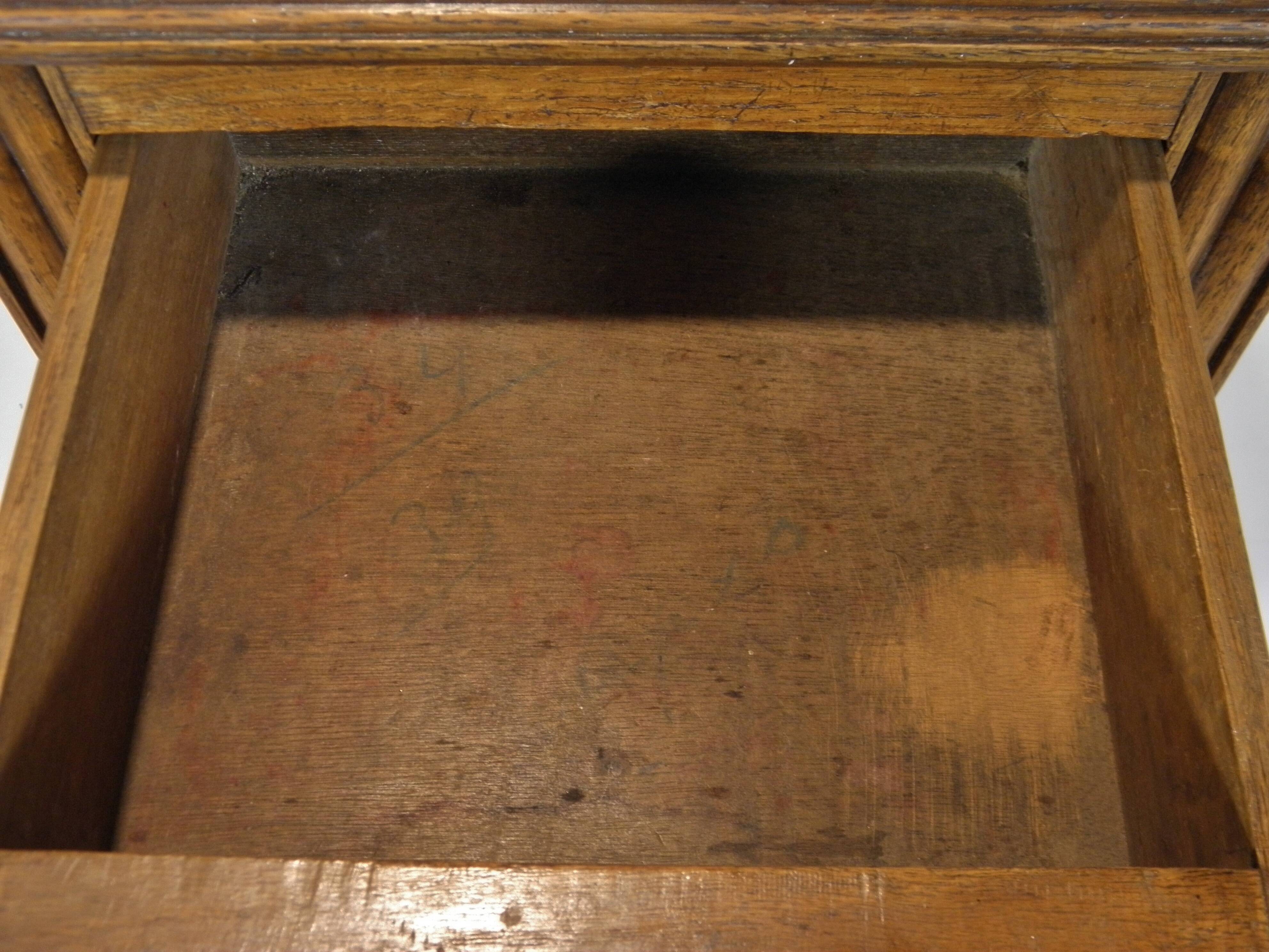 Occasional furniture, Art Deco bedside table