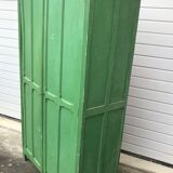 Green Parisian wardrobe