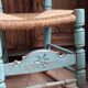 chaises en bois turquoise vintage