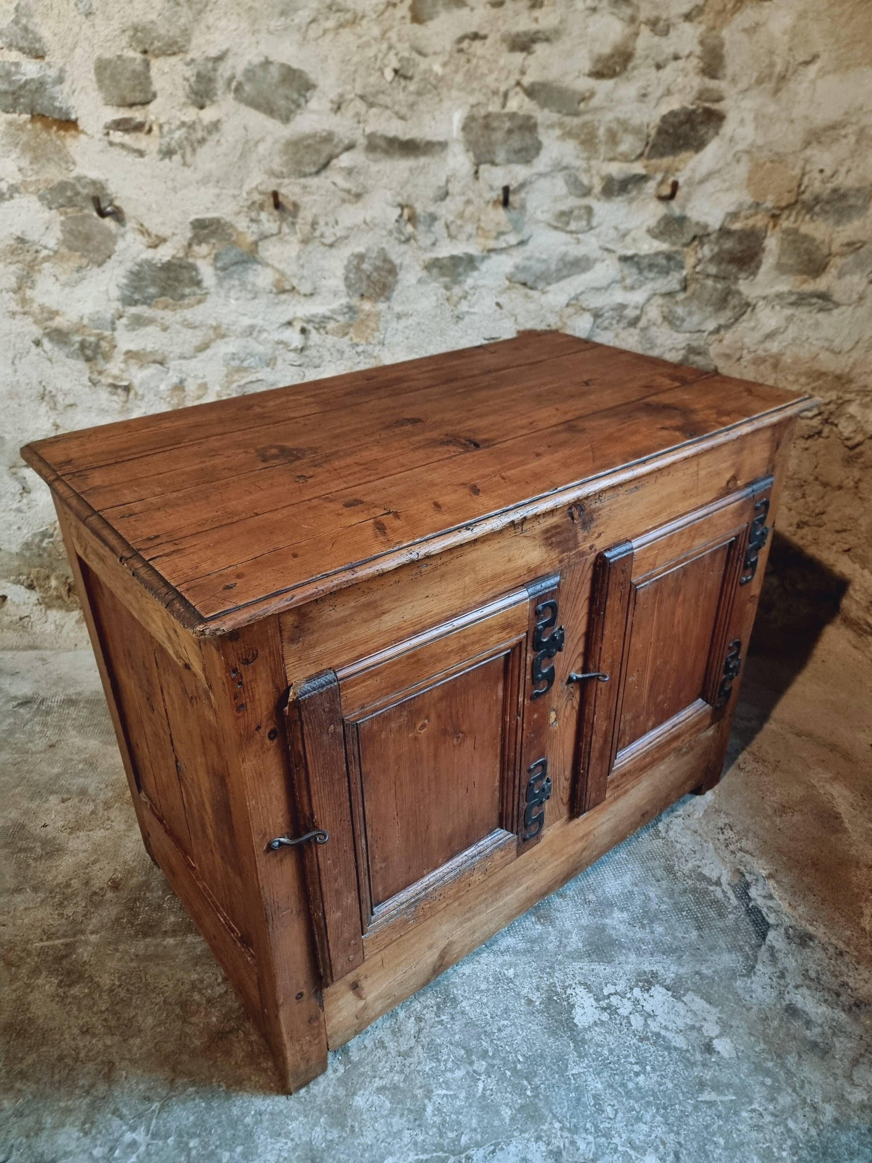 Antique Louis XVI sideboard – 18th century – Solid pine kitchen island – 1