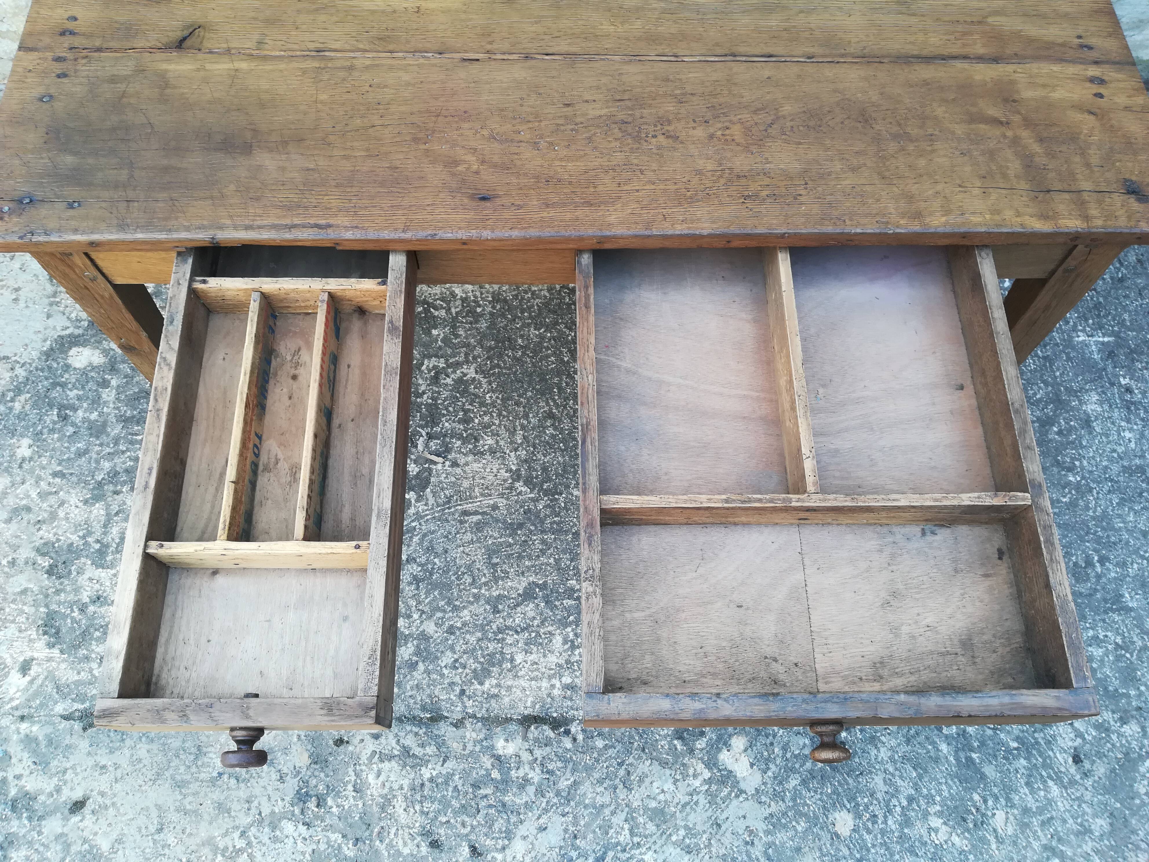 Oak farmhouse table two drawers