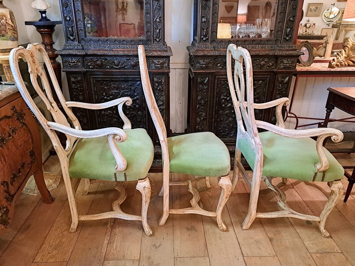 Set of 2 armchairs and 1 baroque style chair