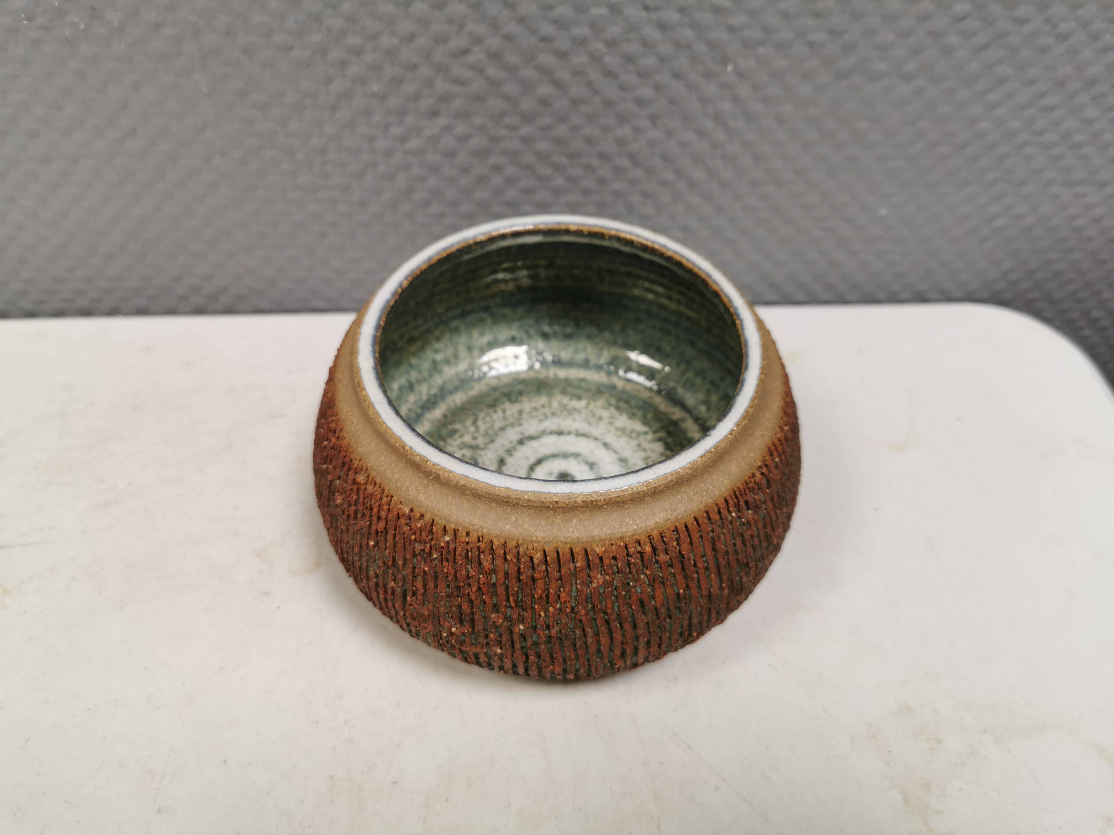Ceramic bowl designed by Einar Johansen for Søholm Denmark in the 1960s.